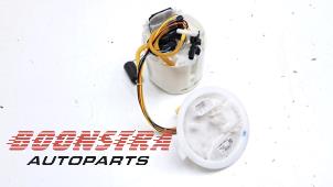 Gebruikte Tank element Pomp BMW 2 serie (G42/G87) M240i xDrive 3.0 Turbo 24V Prijs € 99,95 Margeregeling aangeboden door Boonstra Autoparts