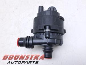 Gebruikte Waterpomp BMW i5 (G60) eDrive40 84 kWh Prijs € 151,25 Inclusief btw aangeboden door Boonstra Autoparts
