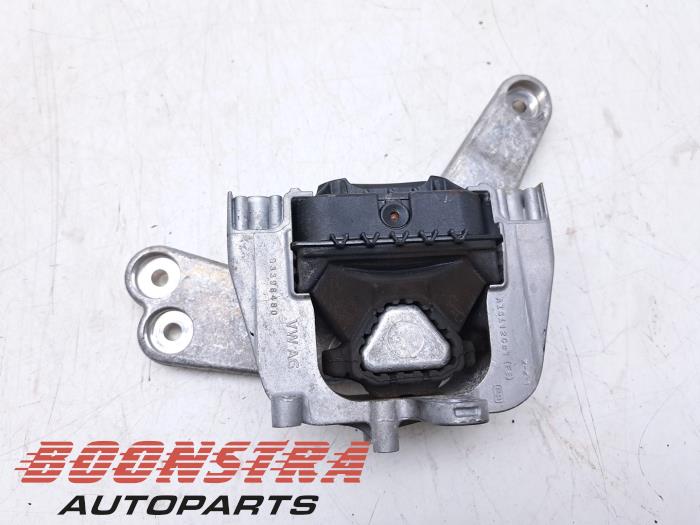 Gebruikte Motorrubber Cupra Formentor 1.4 e-Hybrid VZ 16V Prijs € 39,95 Margeregeling aangeboden door Boonstra Autoparts