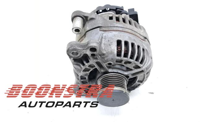 Dynamo van een Volkswagen Scirocco (137/13AD) 1.4 TSI 160 16V 2008