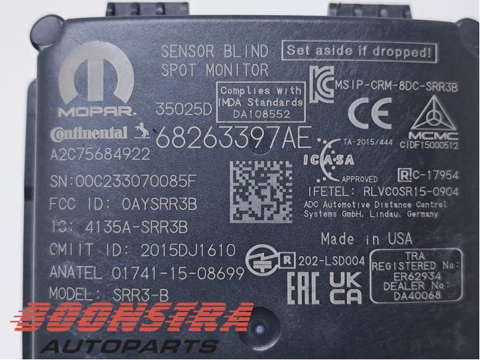 Radar sensor van een RAM 1500 Extended Cab, Quad Cab (DS) 5.7 Hemi V8 4x4 2023