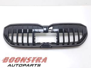 Gebruikte Grille BMW 5 serie Touring (G61) Prijs € 299,95 Inclusief btw aangeboden door Boonstra Autoparts