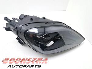 Gebruikte Rechter Koplamp Porsche Cayenne III (9YA) 3.0 V6 24V Turbo Prijs € 849,00 Margeregeling aangeboden door Boonstra Autoparts