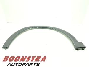 Gebruikte Schermverbreder Porsche Cayenne III (9YA) 3.0 V6 24V E-Hybrid Prijs € 29,50 Margeregeling aangeboden door Boonstra Autoparts