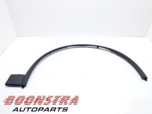 Gebruikte Spatbordverbreder Porsche Macan (XA) 100 kWh Prijs € 39,95 Margeregeling aangeboden door Boonstra Autoparts