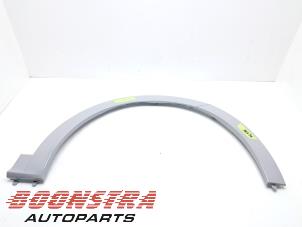 Gebruikte Schermverbreder Porsche Cayenne Coupe (9YB) 3.0 V6 24V Turbo E-Hybrid Prijs € 89,95 Margeregeling aangeboden door Boonstra Autoparts