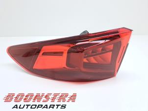 Gebruikte Achterlicht links Cupra Formentor 1.4 e-Hybrid VZ 16V Prijs € 174,95 Margeregeling aangeboden door Boonstra Autoparts