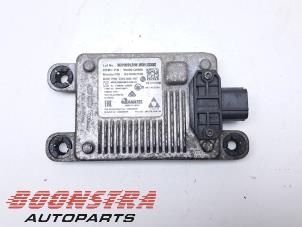 Gebruikte Radar sensor Kia Niro I (DE) E-Niro 64 kWh Prijs € 388,39 Margeregeling aangeboden door Boonstra Autoparts