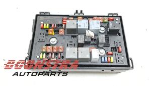 Gebruikte Zekeringkast Opel Astra J (PD5/PE5) 1.4 16V ecoFLEX Prijs € 44,95 Margeregeling aangeboden door Boonstra Autoparts