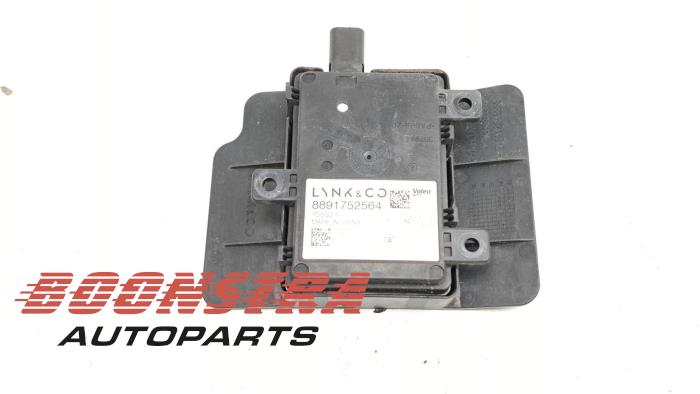 Gebruikte Dode hoek sensor Lynk &amp; Co 01 1.5 PHEV Prijs € 56,16 Margeregeling aangeboden door Boonstra Autoparts