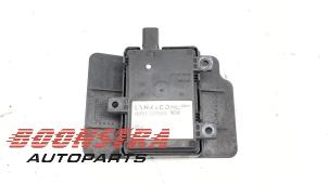 Gebruikte Dode hoek sensor Lynk &amp; Co 01 1.5 PHEV Prijs € 56,16 Margeregeling aangeboden door Boonstra Autoparts