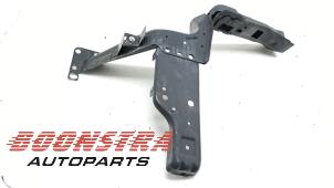 Gebruikte Steun (diversen) Opel Corsa E 1.4 16V Prijs € 69,95 Margeregeling aangeboden door Boonstra Autoparts