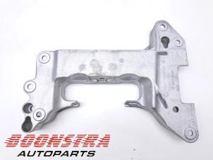 Gebruikte Versnellingsbak Steun BMW 5 serie Touring (G61) 530e 2.0 TwinPower Turbo 16V Prijs € 241,94 Inclusief btw aangeboden door Boonstra Autoparts