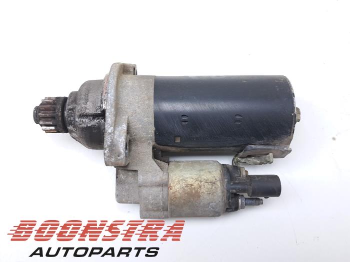 Startmotor van een Volkswagen Crafter (SY) 2.0 TDI 2018