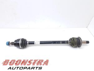 Gebruikte Aandrijfas links-achter Mercedes Vito (447.6) 2.0 114 CDI 16V Prijs € 301,90 Inclusief btw aangeboden door Boonstra Autoparts