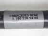 Aandrijfas links-voor van een Mercedes-AMG ML III AMG (166) 5.5 ML-63 AMG V8 32V Biturbo 2013