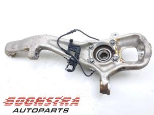 Gebruikte Fusee rechts-voor Mercedes ML III AMG (166) 5.5 ML-63 AMG V8 32V Biturbo Prijs € 149,95 Margeregeling aangeboden door Boonstra Autoparts