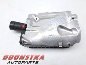 Gebruikte Luchtfilterhuis Mercedes GLC Coupe (C253) 2.0 250 16V 4-Matic Prijs € 39,95 Margeregeling aangeboden door Boonstra Autoparts