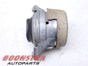 Gebruikte Motorrubber Mercedes GLC Coupe (C253) 2.0 250 16V 4-Matic Prijs € 36,95 Margeregeling aangeboden door Boonstra Autoparts