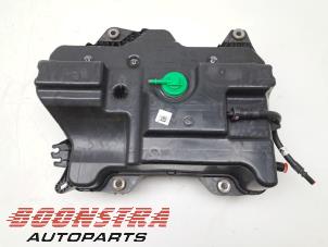 Gebruikte Adblue tank Renault Trafic (1FL/2FL/3FL/4FL) 2.0 dCi 16V 145 Prijs € 260,15 Inclusief btw aangeboden door Boonstra Autoparts