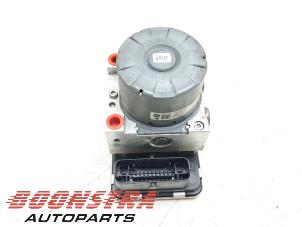 Gebruikte ABS Pomp Volkswagen Transporter/Caravelle T6 2.0 TDI 204 Prijs € 349,00 Inclusief btw aangeboden door Boonstra Autoparts