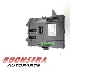 Gebruikte Module Bodycontrol Renault Scénic IV (RFAJ) 1.2 TCE 130 16V Prijs € 44,95 Margeregeling aangeboden door Boonstra Autoparts