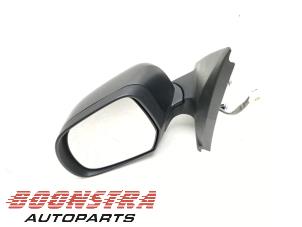 Gebruikte Spiegel Buiten links Dacia Dokker Express (8S) 1.5 dCi 90 Prijs € 59,96 Inclusief btw aangeboden door Boonstra Autoparts