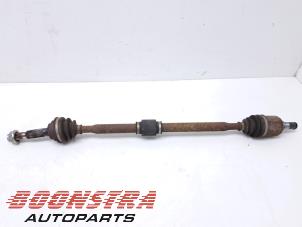 Gebruikte Steekas links-achter Mitsubishi Outlander (GF/GG) 2.0 16V PHEV 4x4 Prijs € 52,95 Margeregeling aangeboden door Boonstra Autoparts