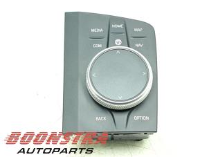 Gebruikte I-Drive knop BMW 3 serie Touring (G21) 320i 2.0 TwinPower Turbo 16V Prijs € 144,95 Margeregeling aangeboden door Boonstra Autoparts