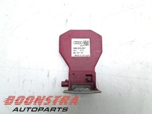 Gebruikte Antenne Audi R8 (4S3/4SP) 5.2 V10 Plus Quattro Prijs € 24,95 Margeregeling aangeboden door Boonstra Autoparts