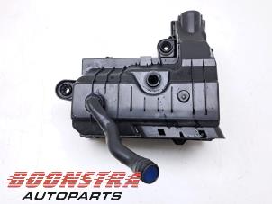 Gebruikte Luchtfilterhuis Volkswagen Polo VI (AW1) 1.6 TDI 16V 95 Prijs € 39,95 Margeregeling aangeboden door Boonstra Autoparts