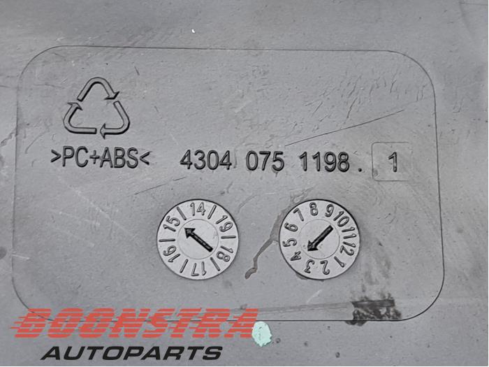 Luidspreker van een Audi R8 (4S3/4SP) 5.2 V10 Plus Quattro 2016