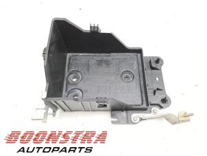 Gebruikte Accubak Mazda 2 (DJ/DL) 1.5 SkyActiv-G 90 Prijs € 44,95 Margeregeling aangeboden door Boonstra Autoparts