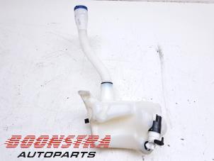 Gebruikte Ruitensproeiertank voor Peugeot Partner (GC/GF/GG/GJ/GK) 1.6 BlueHDI 75 Prijs € 29,95 Inclusief btw aangeboden door Boonstra Autoparts