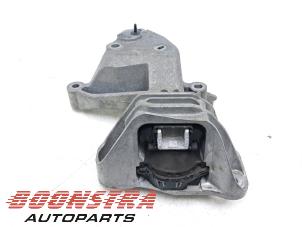 Gebruikte Motorrubber Nissan Qashqai (J11) 1.3 DIG-T 140 16V Prijs € 49,95 Inclusief btw aangeboden door Boonstra Autoparts