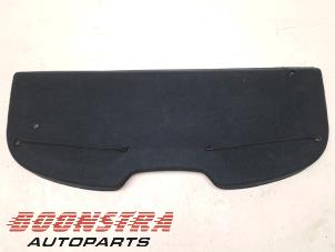 Gebruikte Hoedenplank Ford Ka II 1.2 Prijs € 57,95 Margeregeling aangeboden door Boonstra Autoparts