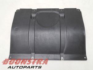 Gebruikte Bodem beschermplaat BMW X4 Prijs € 99,95 Inclusief btw aangeboden door Boonstra Autoparts