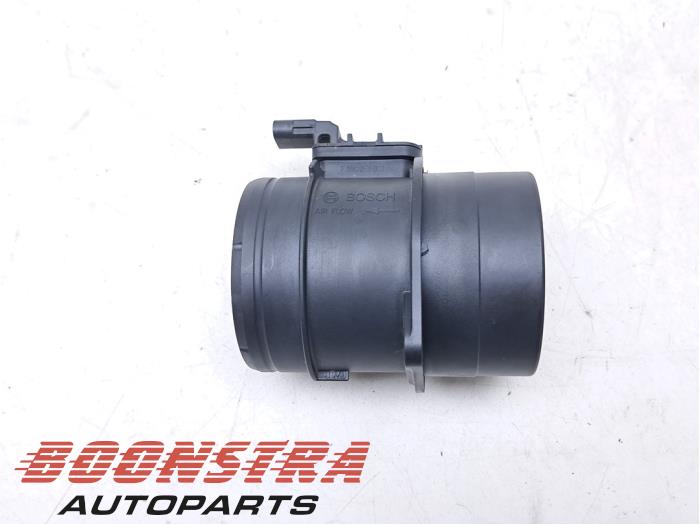 Gebruikte Luchtmassameter Volkswagen Crafter (SY) 2.0 TDI Prijs € 39,95 Inclusief btw aangeboden door Boonstra Autoparts