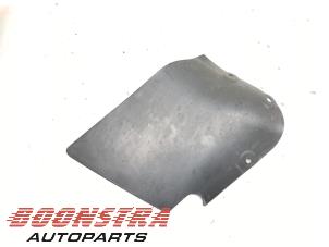 Gebruikte Afdekplaat diversen Audi R8 (4S3/4SP) 5.2 V10 Plus Quattro Prijs € 24,95 Margeregeling aangeboden door Boonstra Autoparts