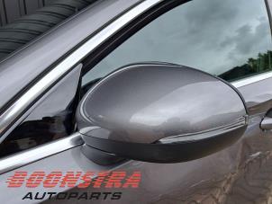 Gebruikte Spiegel Buiten links Mercedes A Limousine (177.1) 1.3 A-180 Turbo Mild Hybrid Prijs € 349,00 Margeregeling aangeboden door Boonstra Autoparts