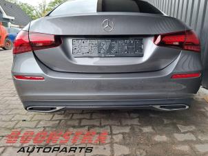 Gebruikte Achterbumper Mercedes A Limousine (177.1) 1.3 A-180 Turbo Mild Hybrid Prijs € 449,00 Margeregeling aangeboden door Boonstra Autoparts