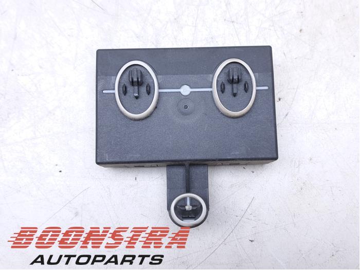 Gebruikte Module Centrale Deurvergrendeling Volkswagen Crafter (SY) 2.0 TDI Prijs € 30,19 Inclusief btw aangeboden door Boonstra Autoparts