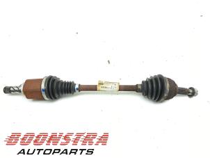 Gebruikte Cardanas links-voor (VWA) Dacia Sandero II 0.9 TCE 12V LPG Prijs € 24,95 Margeregeling aangeboden door Boonstra Autoparts