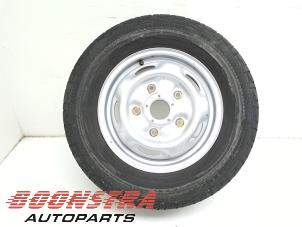 Gebruikte Velg + Band Ford Transit 2.2 TDCi 16V Prijs € 60,44 Inclusief btw aangeboden door Boonstra Autoparts