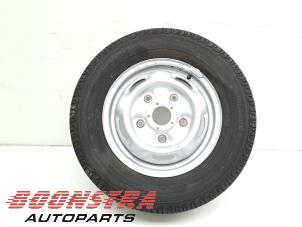 Gebruikte Velg + Band Ford Transit 2.2 TDCi 16V Prijs € 49,95 Inclusief btw aangeboden door Boonstra Autoparts