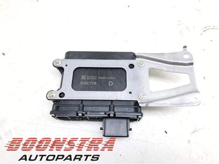 ABS Computer van een Toyota Yaris IV (P21/PA1/PH1) 1.5 12V Hybrid 115 2021