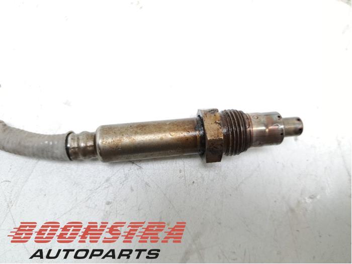 Lambda Sonde van een Opel Vivaro 1.6 CDTI 95 Euro 6 2019