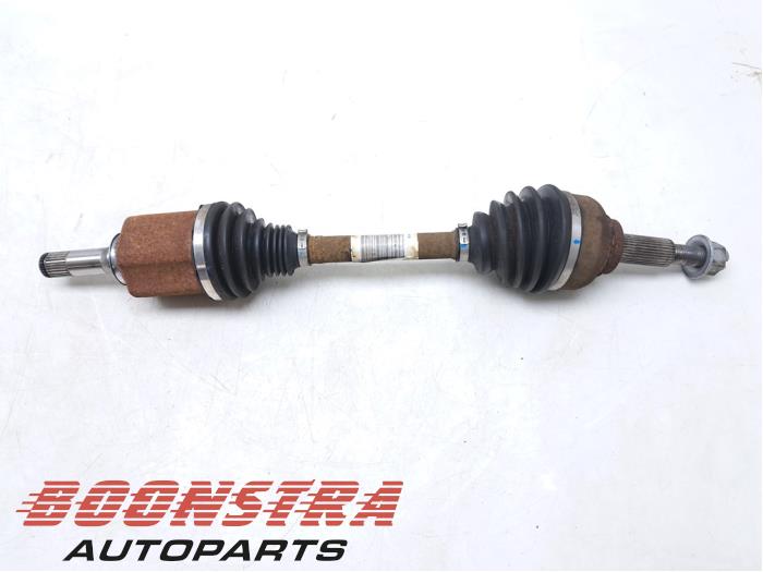 Aandrijfas links-voor van een Ford Transit Custom 2.0 TDCi 16V Eco Blue 170 2020