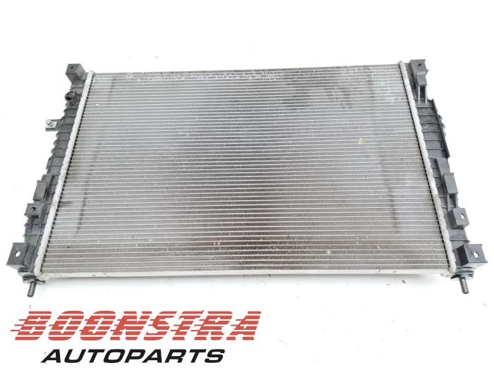 Gebruikte Radiateur Opel Vivaro 2.0 Diesel 145 Prijs € 99,95 Inclusief btw aangeboden door Boonstra Autoparts