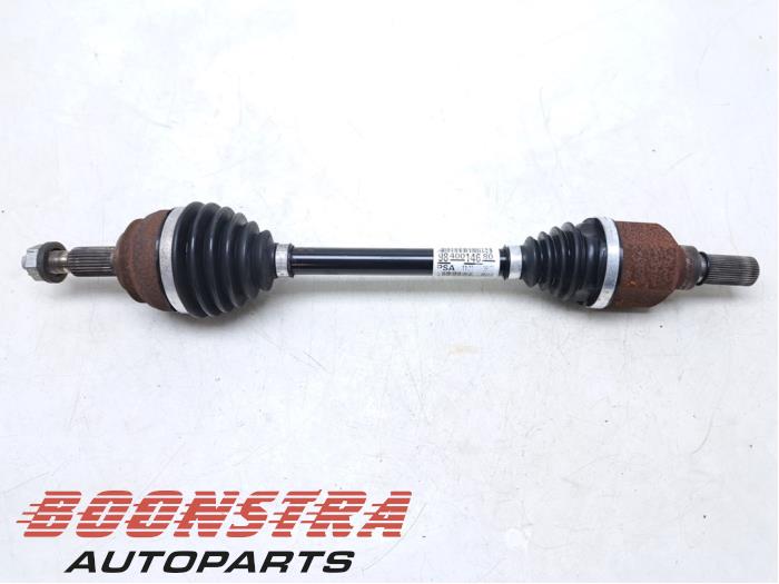 Aandrijfas links-voor van een Opel Grandland (X) 1.6 Turbo 16V Hybrid 2023